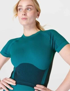 Sweaty Betty Silhouette Sculpt Seamless Short Sleeve Top - Reef Teal Blue/Navy Blue -The Sports Edit Store sweaty betty silhouette sculpt seamless short sleeve top reef teal blue navy blue sb9063 2