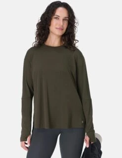 Sweaty Betty Soft Flow Studio Long Sleeve Top - Nori Green -The Sports Edit Store sweaty betty soft flow studio long sleeve top nori green sb10389 6