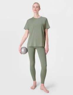 Sweaty Betty Soft Flow Studio Wrap Back T-Shirt - Willow Green 12 Sweaty Betty Soft Flow Studio Wrap Back T-Shirt - Willow Green -The Sports Edit Store sweaty betty soft flow studio wrap back t shirt willow green sb10040 6