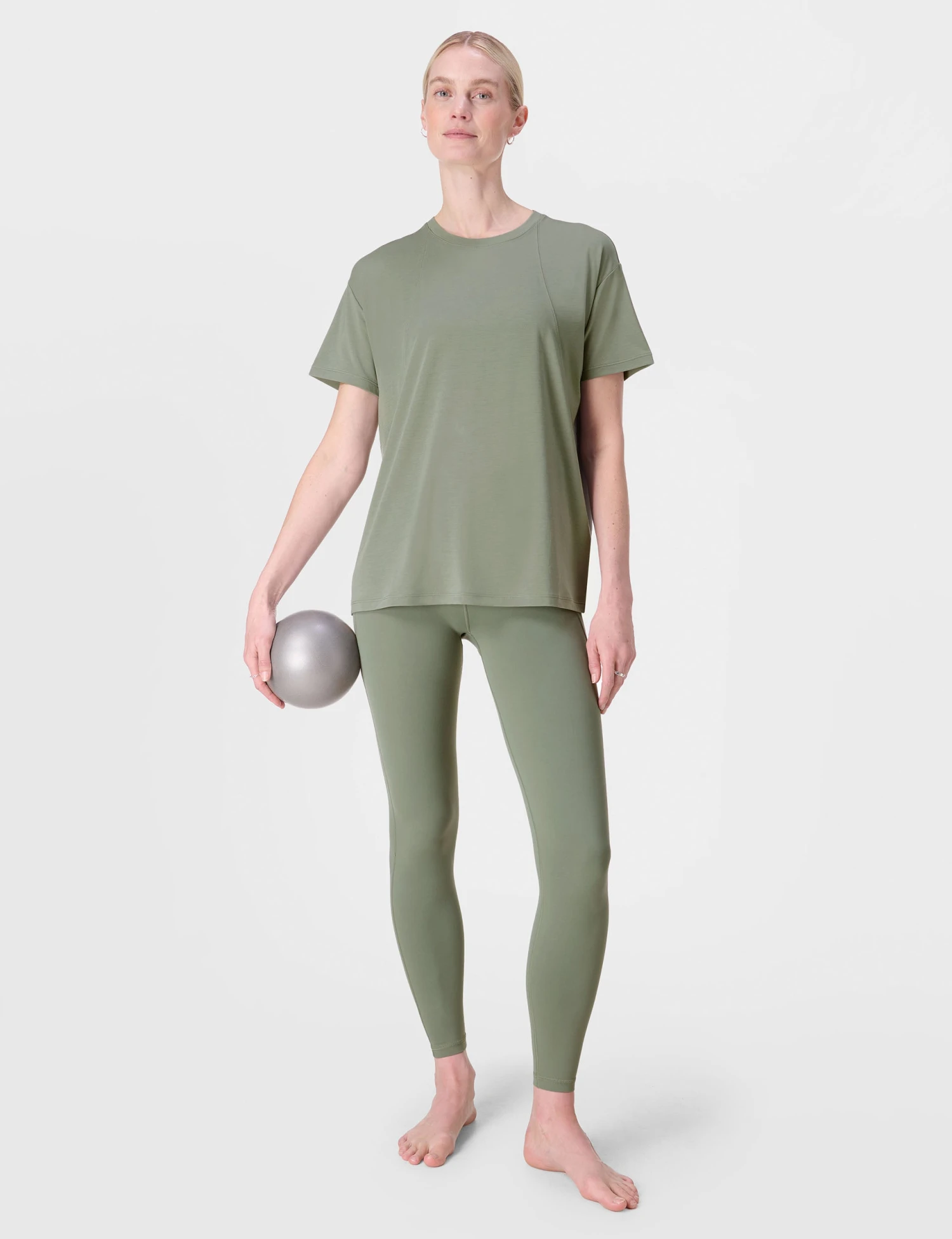 Sweaty Betty Soft Flow Studio Wrap Back T-Shirt - Willow Green 7 Sweaty Betty Soft Flow Studio Wrap Back T-Shirt - Willow Green - Image 5
