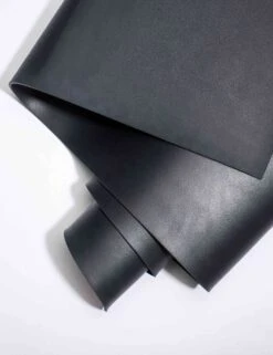 Sweaty Betty Super Grip Yoga Mat - Slate -The Sports Edit Store sweaty betty super grip yoga mat slate sb1520 4