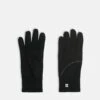 Sweaty Betty Swiftie Pace Gloves - Black - Insulating Running Gloves -The Sports Edit Store sweaty betty swiftie pace gloves black sb10373 1