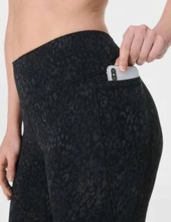 Sweaty Betty Ultimate Studio 7/8 Leggings - Black Panther Print 12 Sweaty Betty Ultimate Studio 7/8 Leggings - Black Panther Print -The Sports Edit Store sweaty betty ultimate studio 7 8 leggings black panther print sb1003378 3