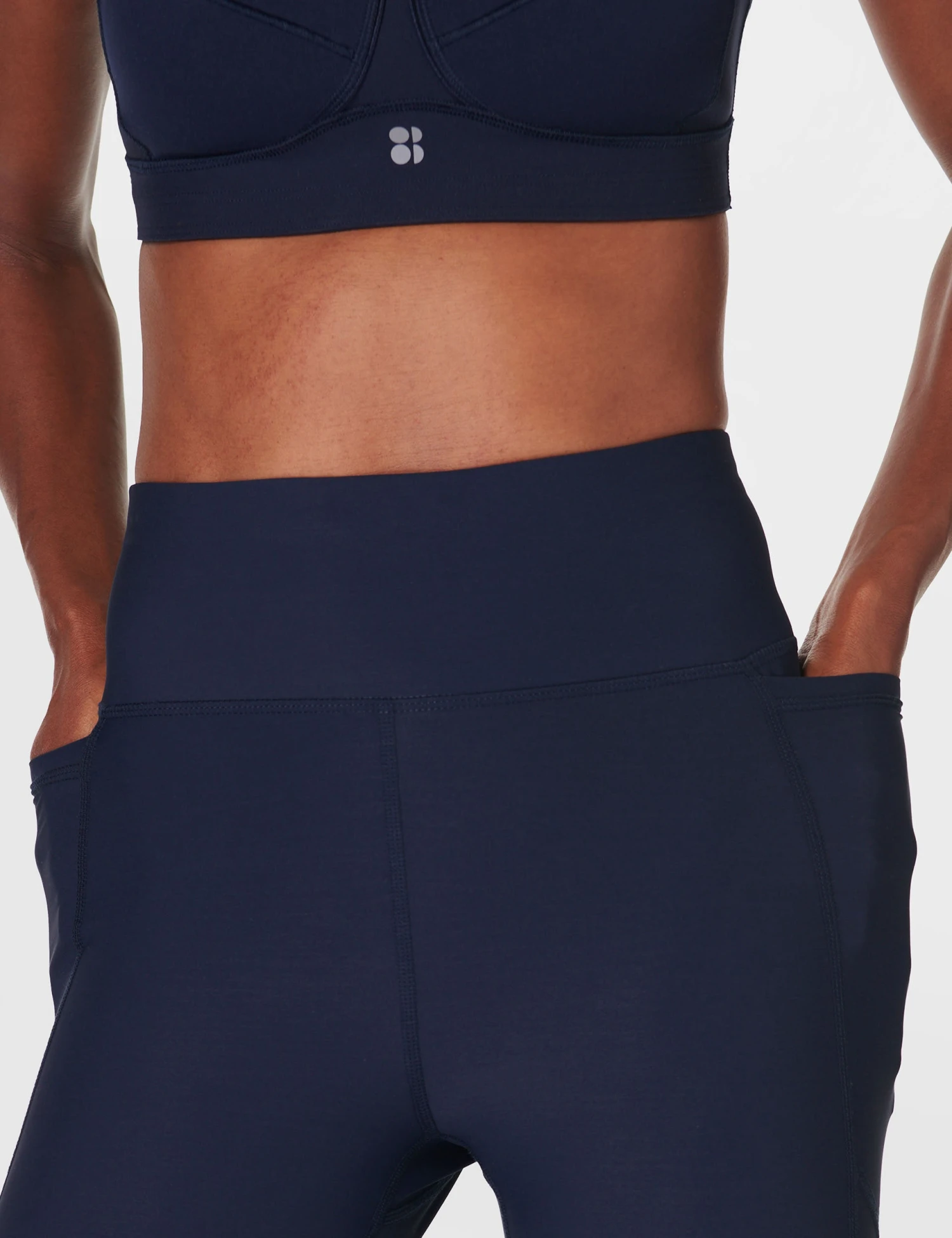 Sweaty Betty Zero Gravity 7/8 Illuminate Running Tight - Navy Blue 6 Sweaty Betty Zero Gravity 7/8 Illuminate Running Tight - Navy Blue - Image 4