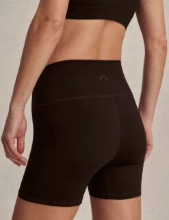 Varley The Freesoft Shorts Set - Coffee Bean 13 Varley The Freesoft Shorts Set - Coffee Bean -The Sports Edit Store varley freesoft hw short 5in coffee bean var03144 2