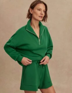 Varley The Doublesoft Shorts Set - Verdant Green -The Sports Edit Store varley hawley half zip sweat verdant green var01461 6