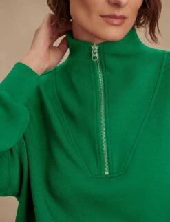 Varley The Doublesoft Shorts Set - Verdant Green -The Sports Edit Store varley hawley half zip sweat verdant green var01461 7