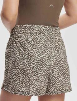 Varley Kallin Running Short 3" - Mottled Feather 12 Varley Kallin Running Short 3" - Mottled Feather -The Sports Edit Store varley kallin running short 3in mottled feather var01552 6