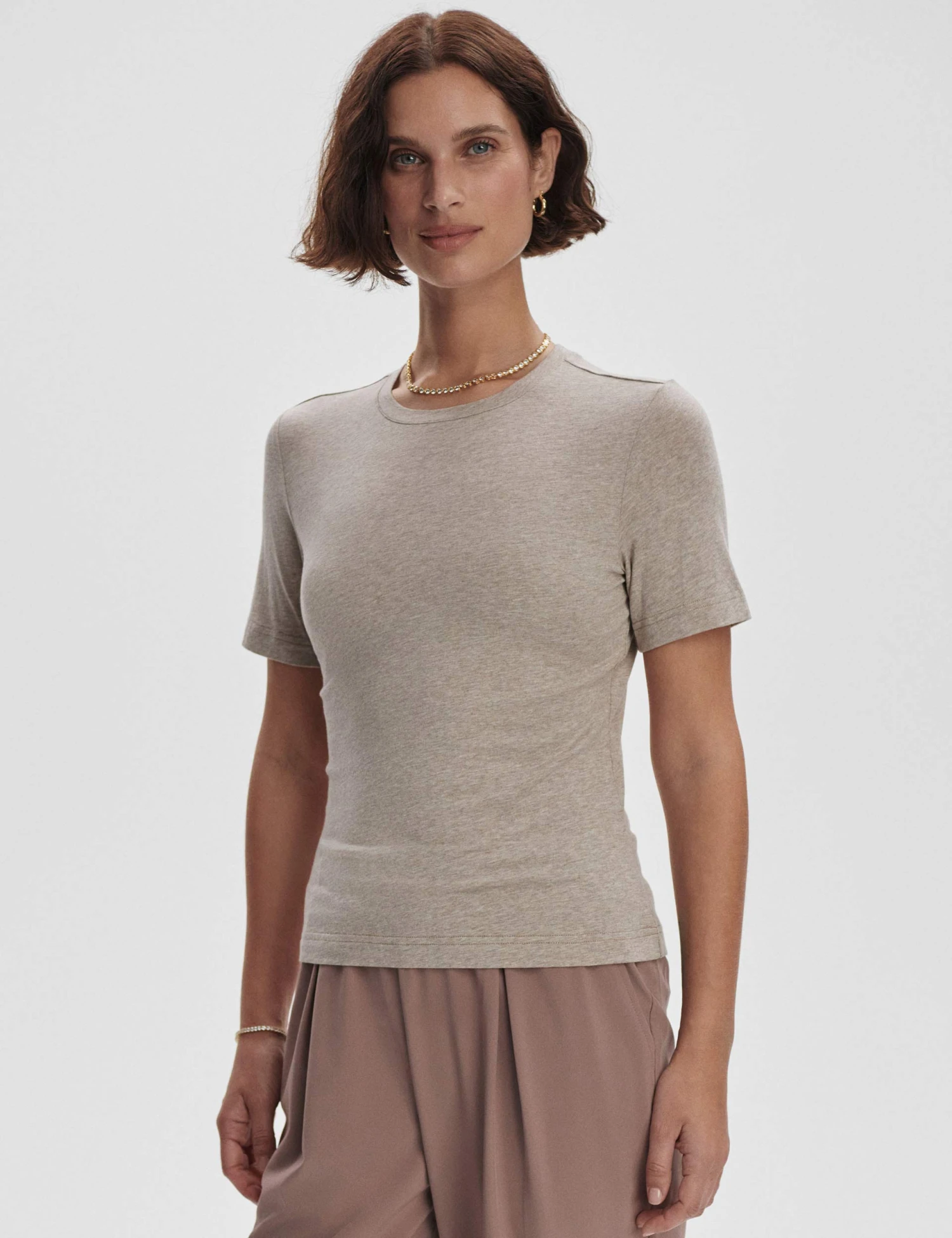 Varley Regina Fitted Tee - Taupe Marl 3 Varley Regina Fitted Tee - Taupe Marl