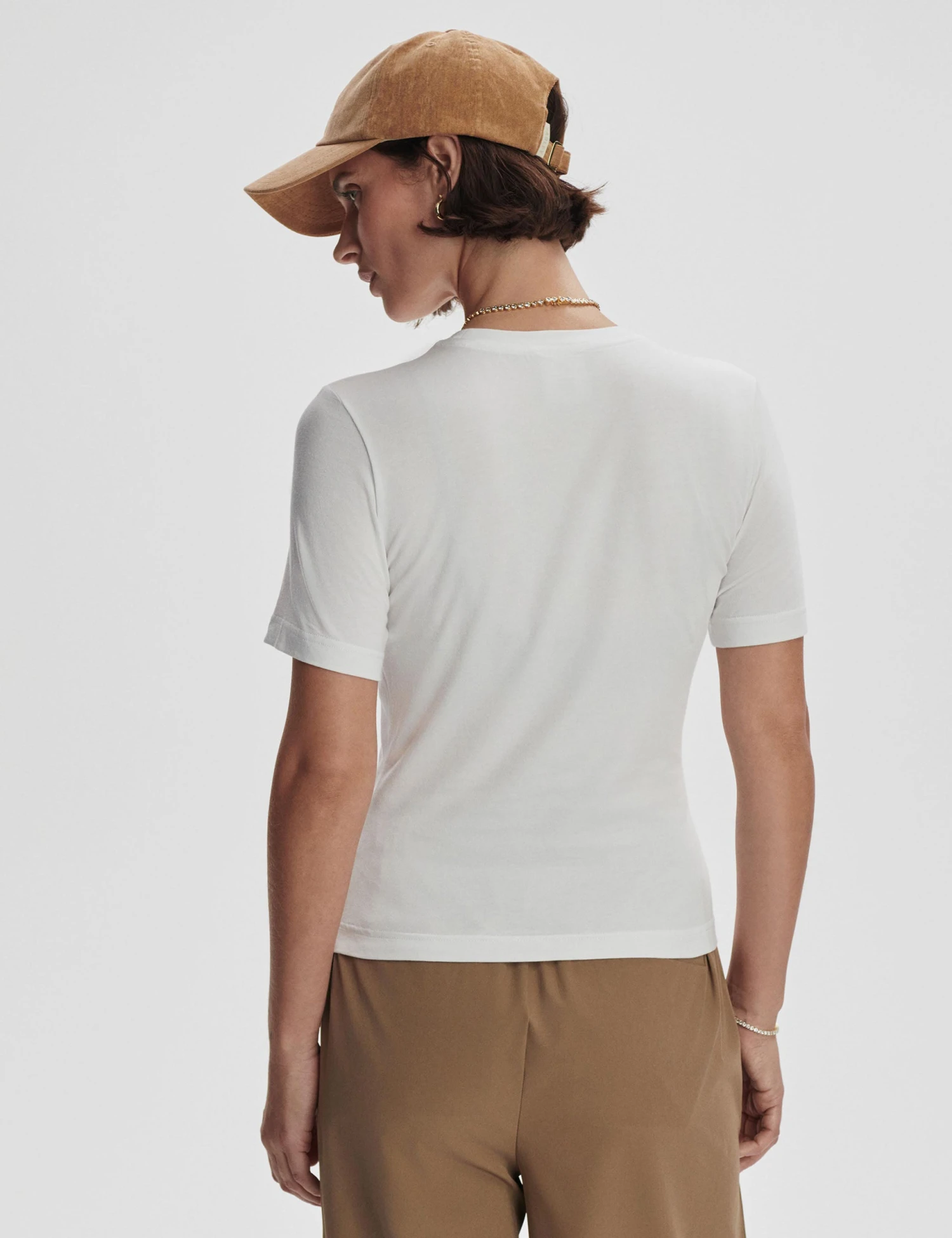 Varley Regina Fitted Tee - White 5 Varley Regina Fitted Tee - White - Image 3