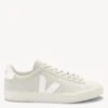 Veja Campo Suede - Natural White -The Sports Edit Store veja w campo suede trainers natural white CP0302921 1