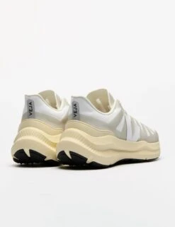 Veja Condor 3 Advanced - Full White -The Sports Edit Store veja w condor 3 advanced trainers full white ce2820742 5