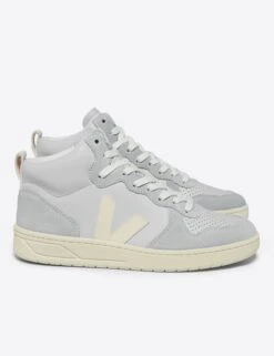 Veja V-15 Leather - Pearl Cashew -The Sports Edit Store veja w v 15 leather trainers pearl cashew VQ2003590 4
