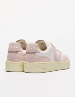 Veja V-90 Leather - Lassi Petale -The Sports Edit Store veja w v 90 leather trainers lassi petale vd2003891 4