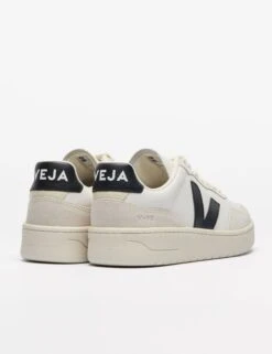 Veja V-90 Leather Trainers - White Black -The Sports Edit Store veja w v 90 leather trainers white black vd2021061 4