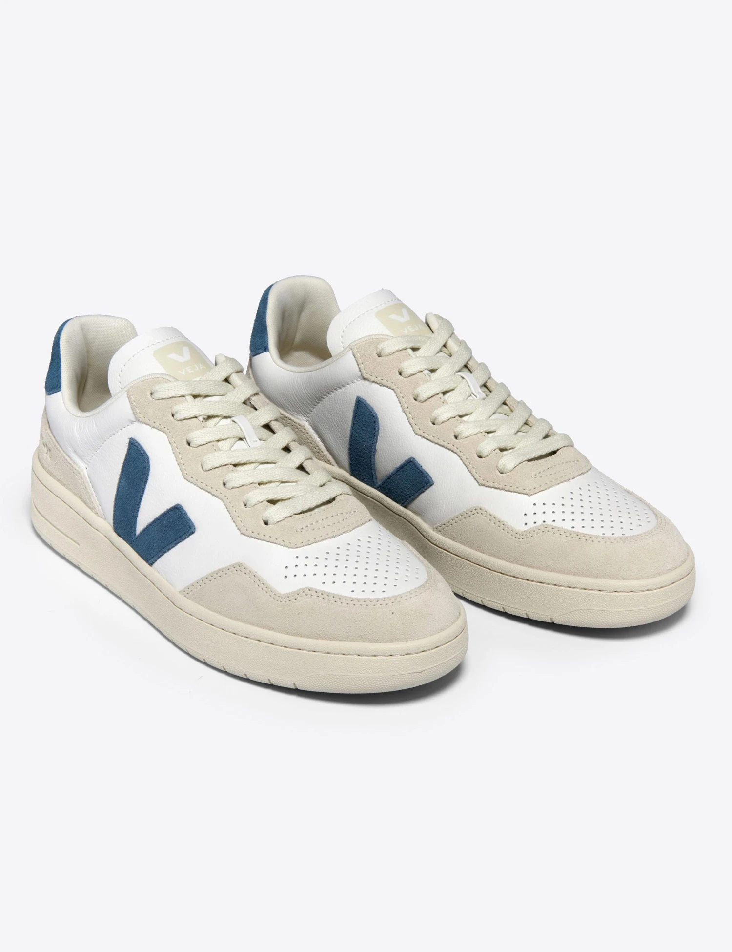 Veja V-90 Leather - White California 4 Veja V-90 Leather - White California - Image 2