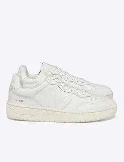 Veja V-90 Leather - White -The Sports Edit Store veja w v 90 leather trainers white vd2003380 3