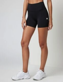 Vuori AllTheFeels Short - Black -The Sports Edit Store vuori allthefeels short black vw3052blk 2