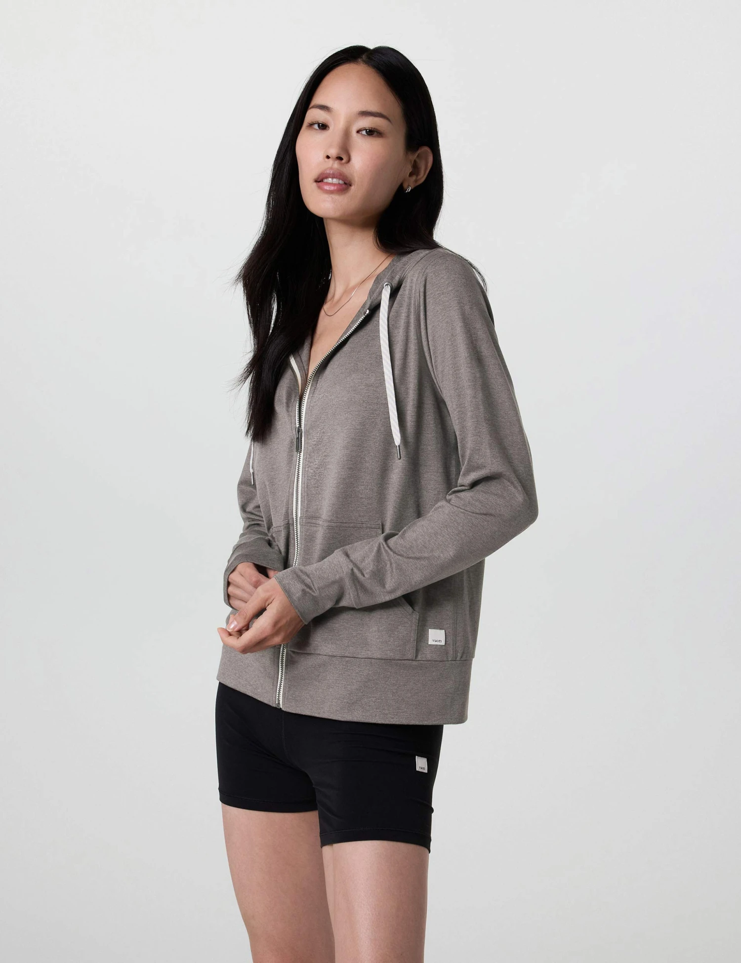 Vuori Halo Performance Hoodie 2.0 - Chia Heather 3 Vuori Halo Performance Hoodie 2.0 - Chia Heather