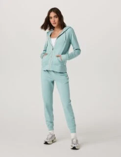 Vuori Halo Performance Hoodie 2.0 - Sea Spray Heather -The Sports Edit Store vuori halo performance hoodie 2 0 sea spray heather vw268hss 4