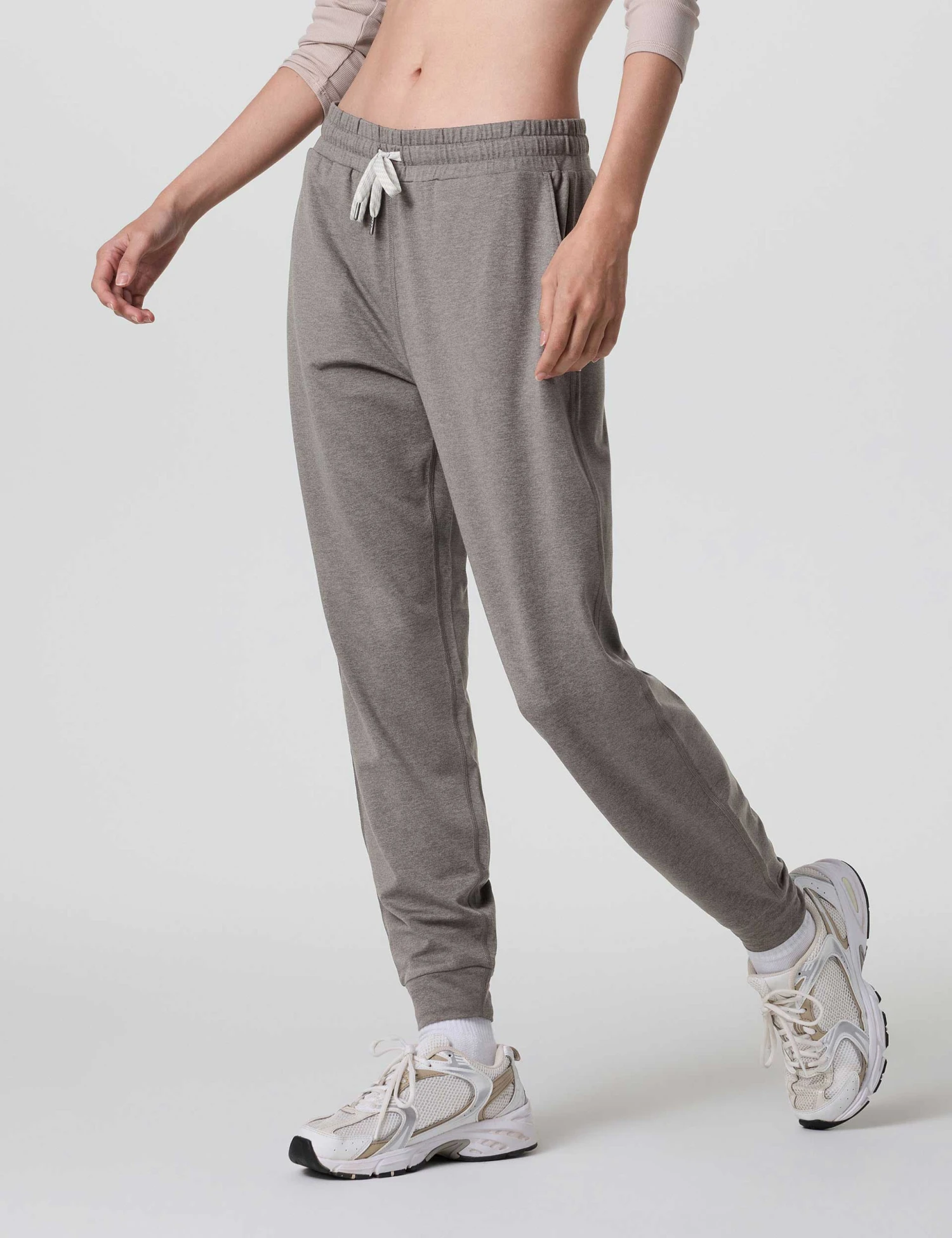 Vuori Performance Jogger - Chia Heather 5 Vuori Performance Jogger - Chia Heather - Image 3