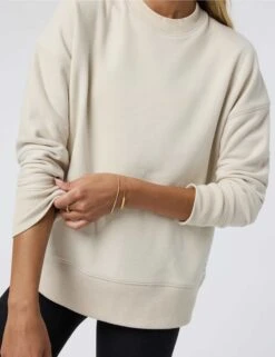 Vuori Sedona Weekender Crew - Bone 11 Vuori Sedona Weekender Crew - Bone -The Sports Edit Store vuori sedona weekender crew bone vw298bne 4