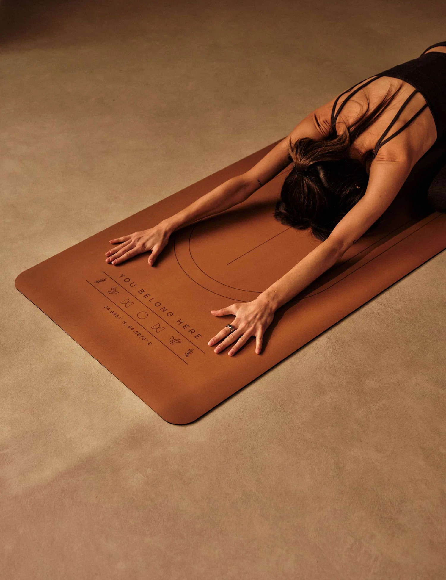 Yogi Bare Ever Grip Paws Yoga Mat 4mm - Warm Sand 9 Yogi Bare Ever Grip Paws Yoga Mat 4mm - Warm Sand - Image 7