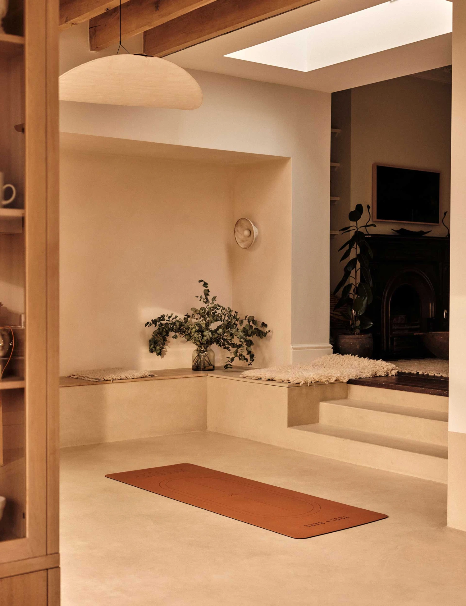 Yogi Bare Ever Grip Paws Yoga Mat 4mm - Warm Sand 8 Yogi Bare Ever Grip Paws Yoga Mat 4mm - Warm Sand - Image 6